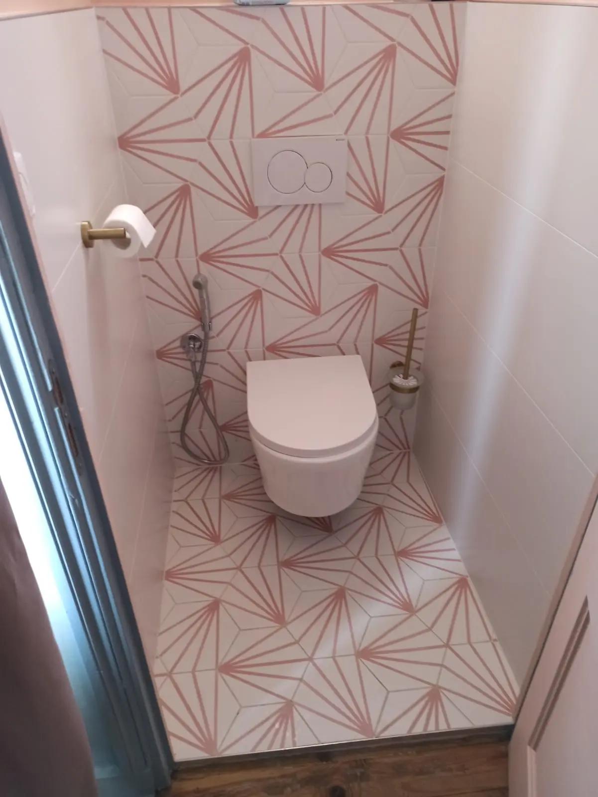 Installation WC suspendu lavabo Saint-Genis-Laval Lyon